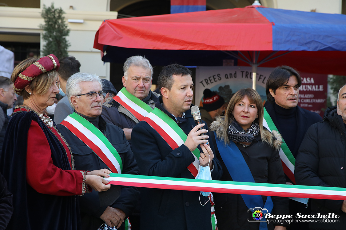 VBS_5755 - 10.ma Fiera Nazionale del Tartufo e Fiera dei Santi.jpg